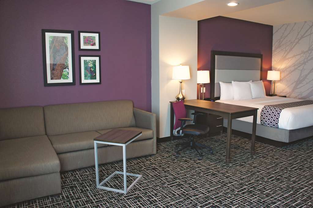 La Quinta By Wyndham Mcallen La Plaza Mall Room photo